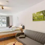 Zeihaeaenger Stubb Guest house 3*