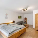 Zeihaeaenger Stubb 3*